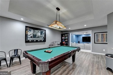 PRICE IMPROVEMENT!! Stately 6-bedroom, 5-bath executive home - photo 30