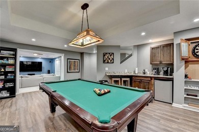 PRICE IMPROVEMENT!! Stately 6-bedroom, 5-bath executive home - photo 31