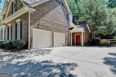 PRICE IMPROVEMENT!! Stately 6-bedroom, 5-bath executive home - photo 45