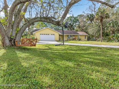Welcome home to this charming 3 bedroom, 2 bath pool home on a - photo 1