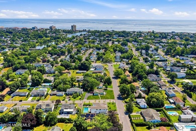 Presenting an extraordinary Hamptons-style luxury estate - photo 12