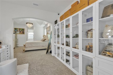 Hello luxury! Welcome home to this 2024 DR Horton masterpiece - photo 18