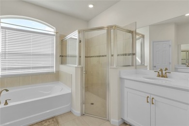 Hello luxury! Welcome home to this 2024 DR Horton masterpiece - photo 20