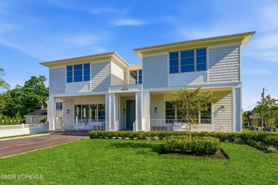 Presenting an extraordinary Hamptons-style luxury estate - photo 21