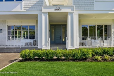 Presenting an extraordinary Hamptons-style luxury estate - photo 24