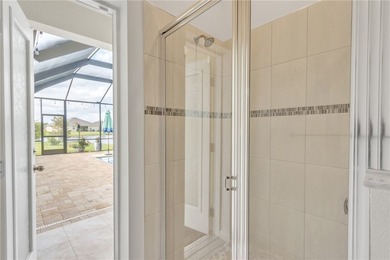 Hello luxury! Welcome home to this 2024 DR Horton masterpiece - photo 25