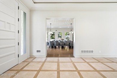 Presenting an extraordinary Hamptons-style luxury estate - photo 28