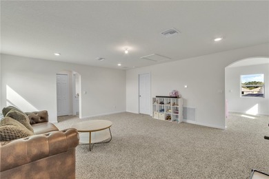 Hello luxury! Welcome home to this 2024 DR Horton masterpiece - photo 30