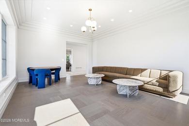 Presenting an extraordinary Hamptons-style luxury estate - photo 31