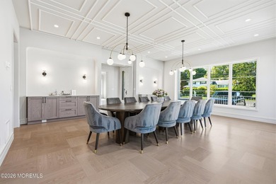 Presenting an extraordinary Hamptons-style luxury estate - photo 32