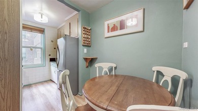 Welcome to Unit 4H, a bright and generously sized one-bedroom - photo 3