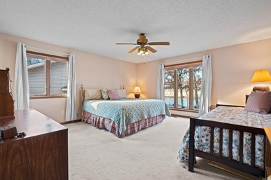 GOLF FRONT LIVING WITH DYNAMIC WATER FEATURE VIEWS! This - photo 27