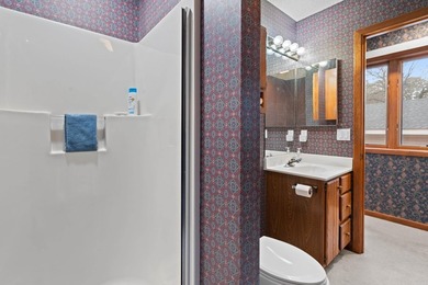 GOLF FRONT LIVING WITH DYNAMIC WATER FEATURE VIEWS! This - photo 32
