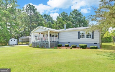 Lake Hartwell Home For Sale in Hartwell Georgia
