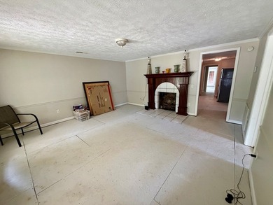 *1386+/- Sq Ft Home *3 Bed/3 Bath *80+/- Acres *Central Heat & - photo 4