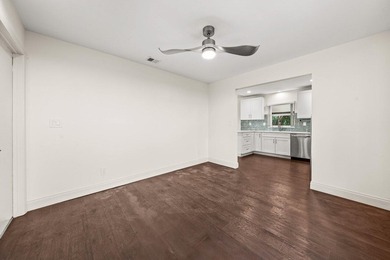 Welcome to this charming and modern single-family home nestled - photo 14