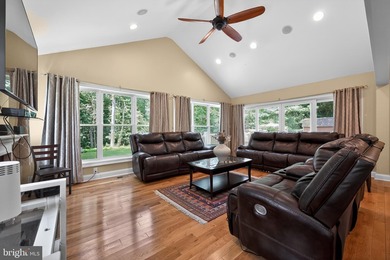 Convenient and spacious, this 4-bedroom, 2-full-bath ranch home - photo 15