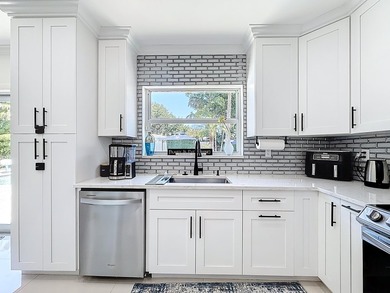 Beautifully Updated Home with Prime Location-Great for  This - photo 17