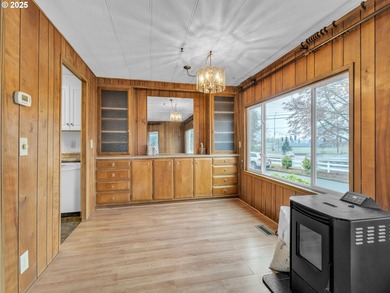 Well-Maintained Home in 55+ Park. Fresh carpet in the front room