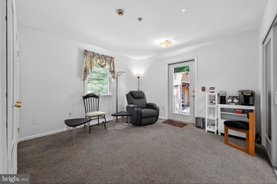 Convenient and spacious, this 4-bedroom, 2-full-bath ranch home - photo 21