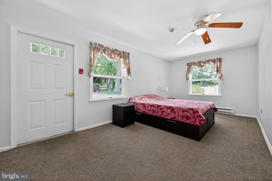 Convenient and spacious, this 4-bedroom, 2-full-bath ranch home - photo 30