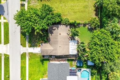 Welcome to this charming and modern single-family home nestled - photo 36