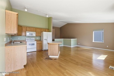 Cute townhouse located in the heart of Anchorage Close to - photo 6