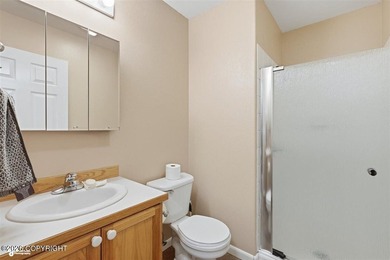 Cute townhouse located in the heart of Anchorage Close to - photo 8