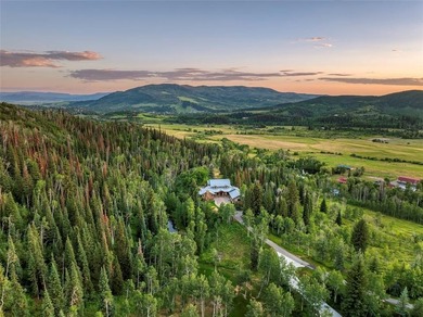 Strawberry Highlands is a one-of-one luxury estate nestled in - photo 4