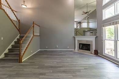 Perfectly situated just steps from the marina, boat docks, and a - photo 6