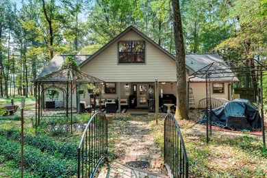 Stunning A-Frame Home on 5 Private Wooded Acres Exceptional - photo 7