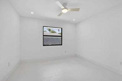 Another 5-Star Transformation in the Highly Desired Town of Lake - photo 35
