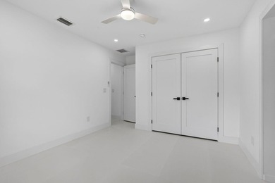 Another 5-Star Transformation in the Highly Desired Town of Lake - photo 39
