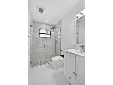 Another 5-Star Transformation in the Highly Desired Town of Lake - photo 42