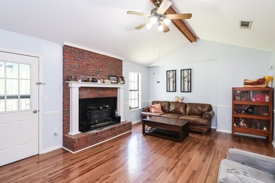 Tucked away in desirable Quail Creek Estates, this spacious - photo 9