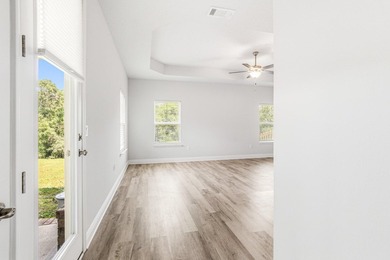 Welcome to The Bluffs at Lafayette, one of Freeport's newest and - photo 11