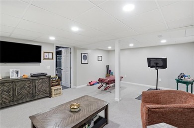 OFFER DEADLINE 7/14 AT NOON. This charming, move-in ready ranch - photo 18