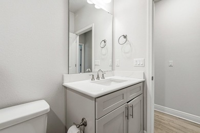 Welcome to The Bluffs at Lafayette, one of Freeport's newest and - photo 20