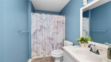 Updated 3-Bed, 2-Bath Condo in a Lakefront Community! - photo 22