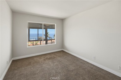 RECENTLY REFRESHED! ALL NEW INTERIOR PAINT (WALLS, DOORS & - photo 32