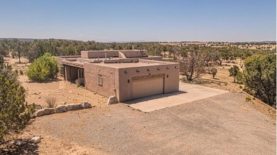 (private lake, pond, creek) Home For Sale in Corona New Mexico