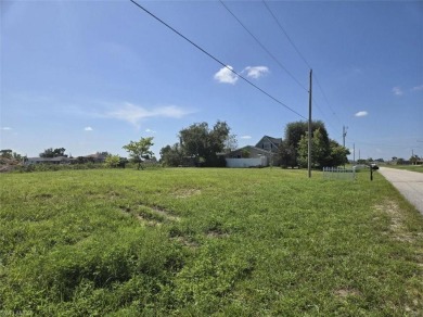 Cape Coral Lakes Area Lot For Sale in Cape Coral Florida