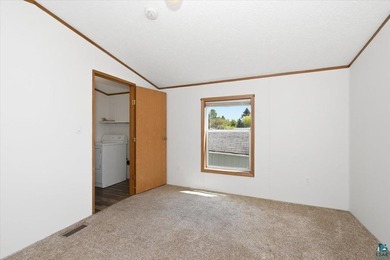 PRICED TO SELL! Affordable one level living in Vintage Acres! - photo 11