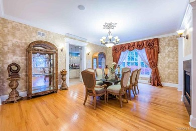 Top Syosset School District, Don't miss this wonderful better - photo 12
