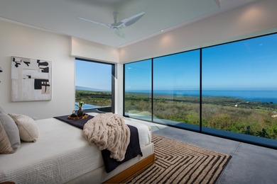 Ultra modern, newly constructed luxury home on an extremely - photo 14