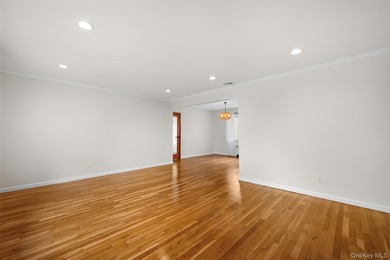 Charming and lovingly maintained wide-line Ranch nestled in - photo 4