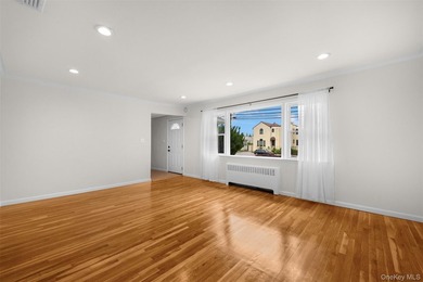 Charming and lovingly maintained wide-line Ranch nestled in - photo 6