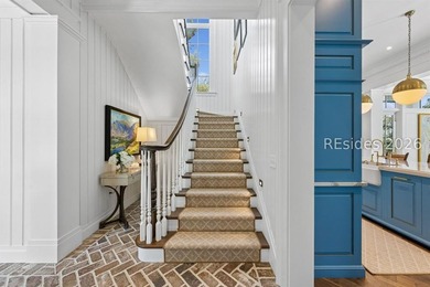 This spectacular home in Spanish Wells Plantation was - photo 17