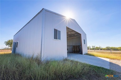 Eastgate Ranch is a premium, turnkey cattle and recreational - photo 25