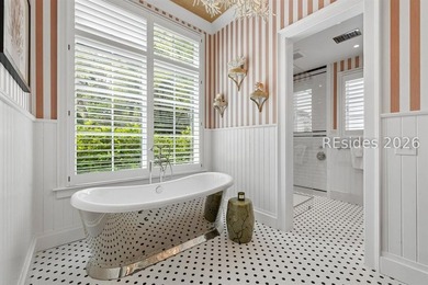 This spectacular home in Spanish Wells Plantation was - photo 27